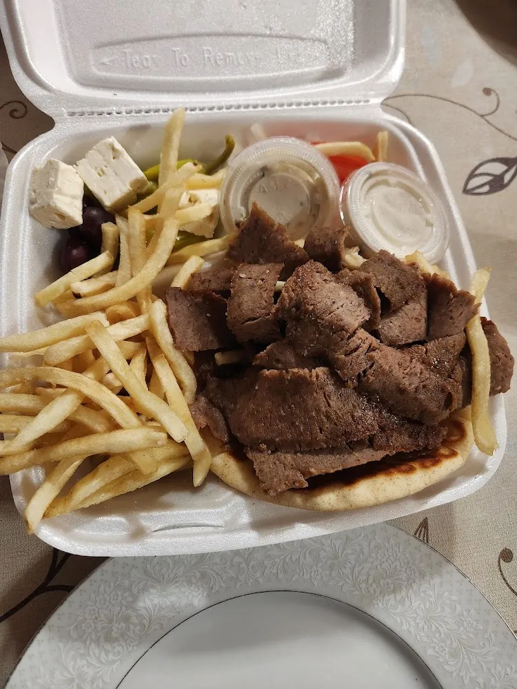 Gyros Plate w Fries
